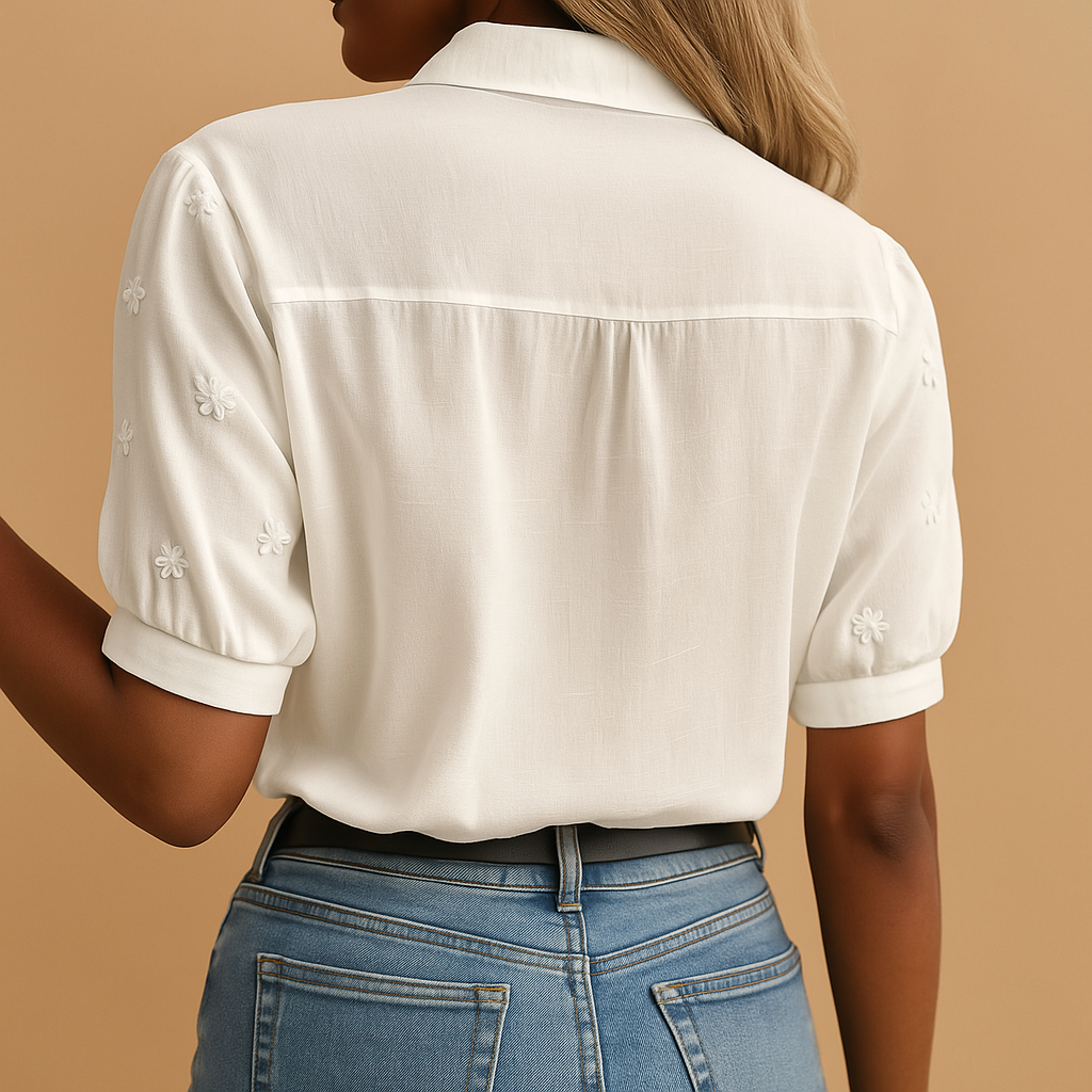Isabelle blouse dames – witte blouse met klassieke kraag en verfijnde uitstraling
