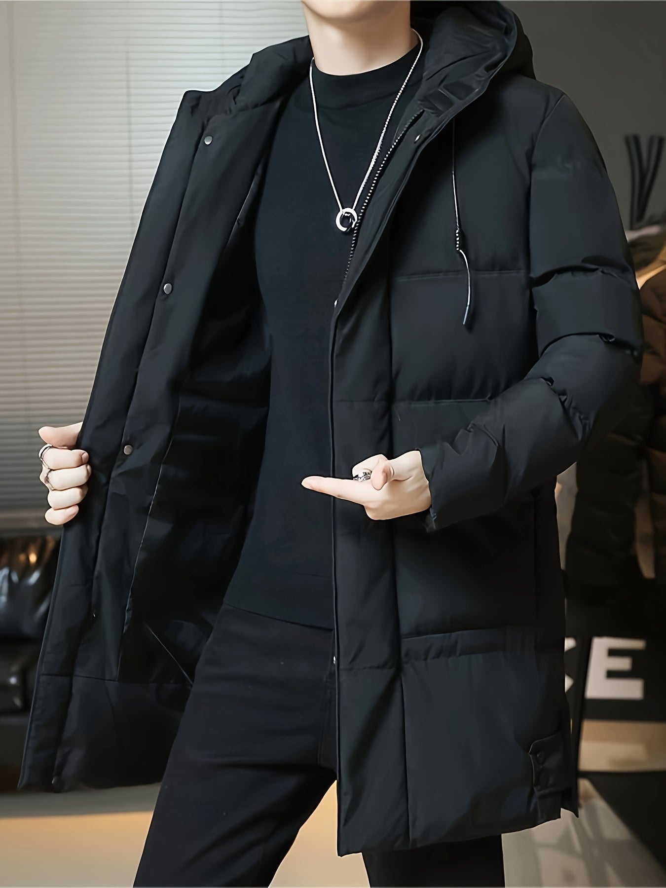 Tavik Jas – Robuust ontwerp met comfortabele flair