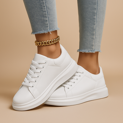 Nora Leren Sneakers – Verfijnd in eenvoud en comfort
